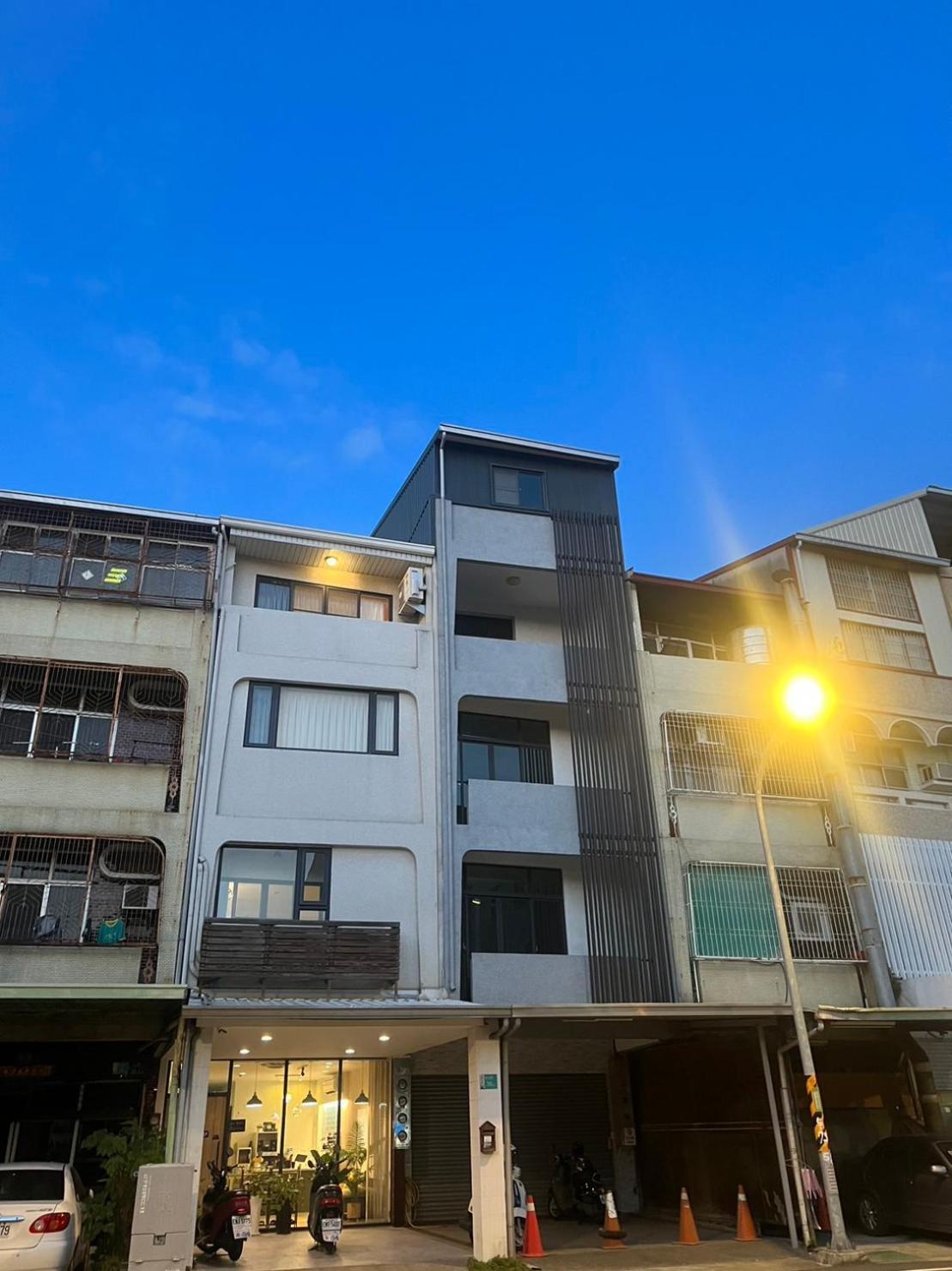 Canal Walk Inn Tainan Exterior foto